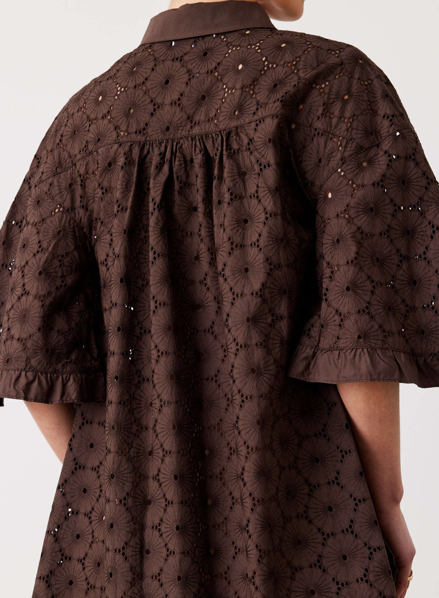 ANNA COTTON BROIDERIE SHIRT DRESS | CHOCOLATE