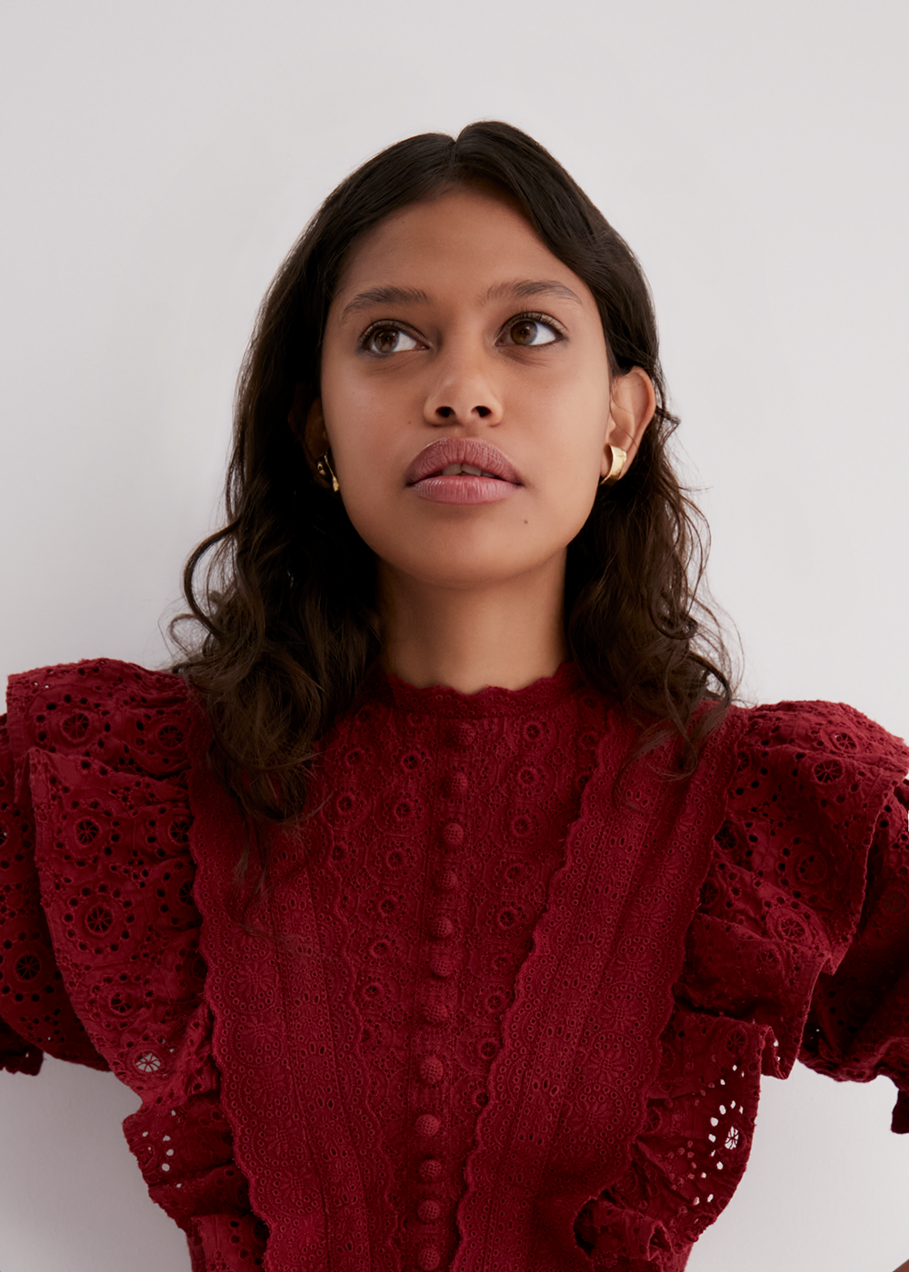 NADIYA ORGANIC COTTON BRODERIE MIDI DRESS | RHUBARB