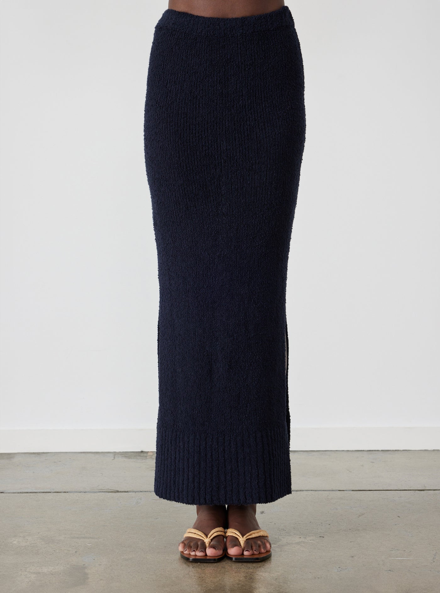 Arie Organic Cotton Cashmere Knit Maxi Skirt | Navy