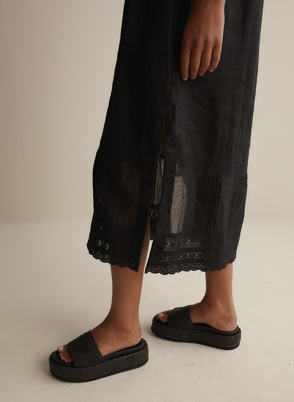 Gretal Linen Ramie Midi Dress | Black