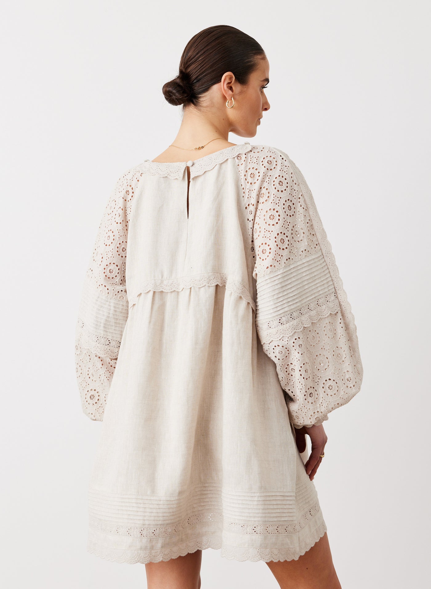 LILLIAN 6.0 LINEN COTTON BROIDERIE SMOCK DRESS | FLAX
