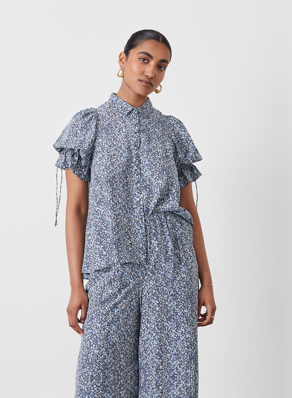 SARA SILK SHIRT |  SANDWASH LICHEN ARTWORK