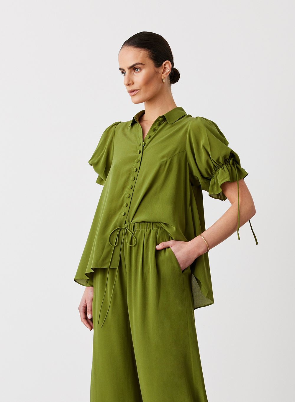 SARA SILK SHIRT | SANDWASH OLIVE