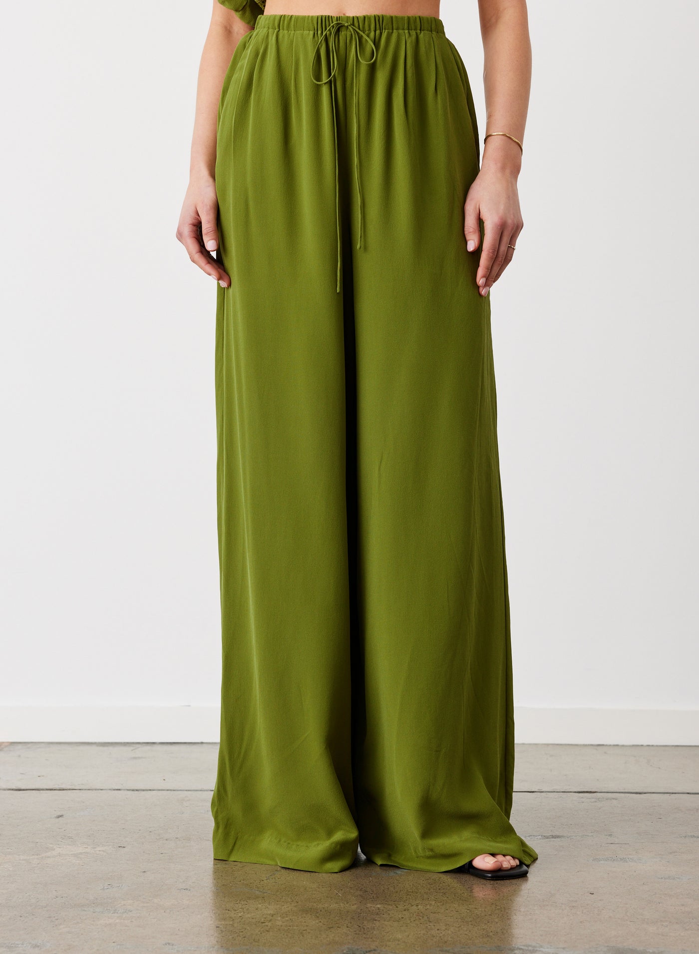 SOPHIA SILK PALAZZO PANT | SANDWASH OLIVE