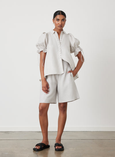 LUCIA LINEN BERMUDA SHORT | MOON