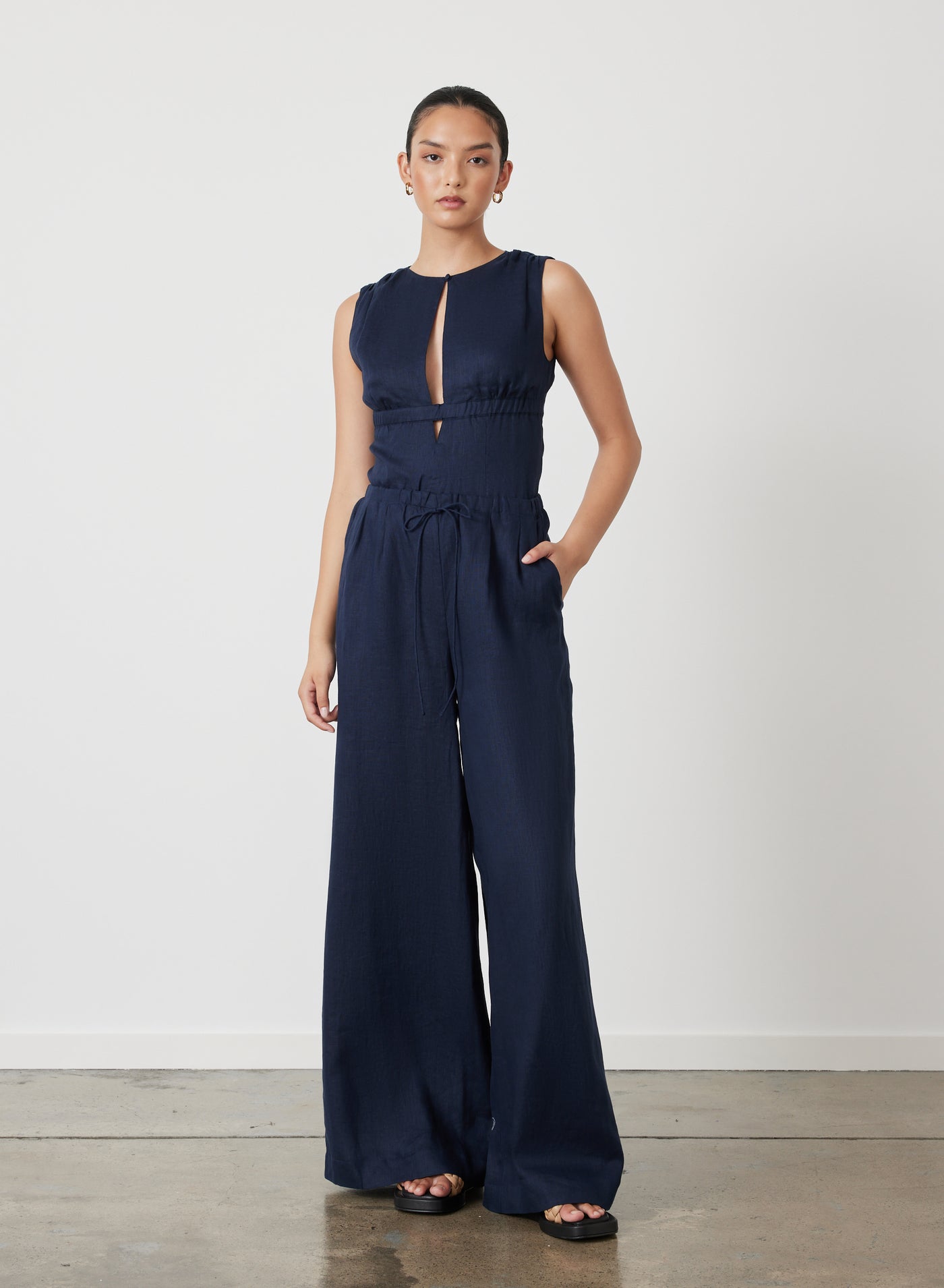 SOPHIA LINEN PALAZZO PANT | NAVY