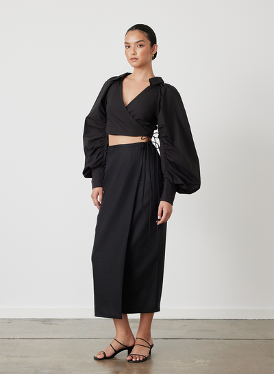 PHOEBE ORGANIC COTTON WRAP TOP | BLACK